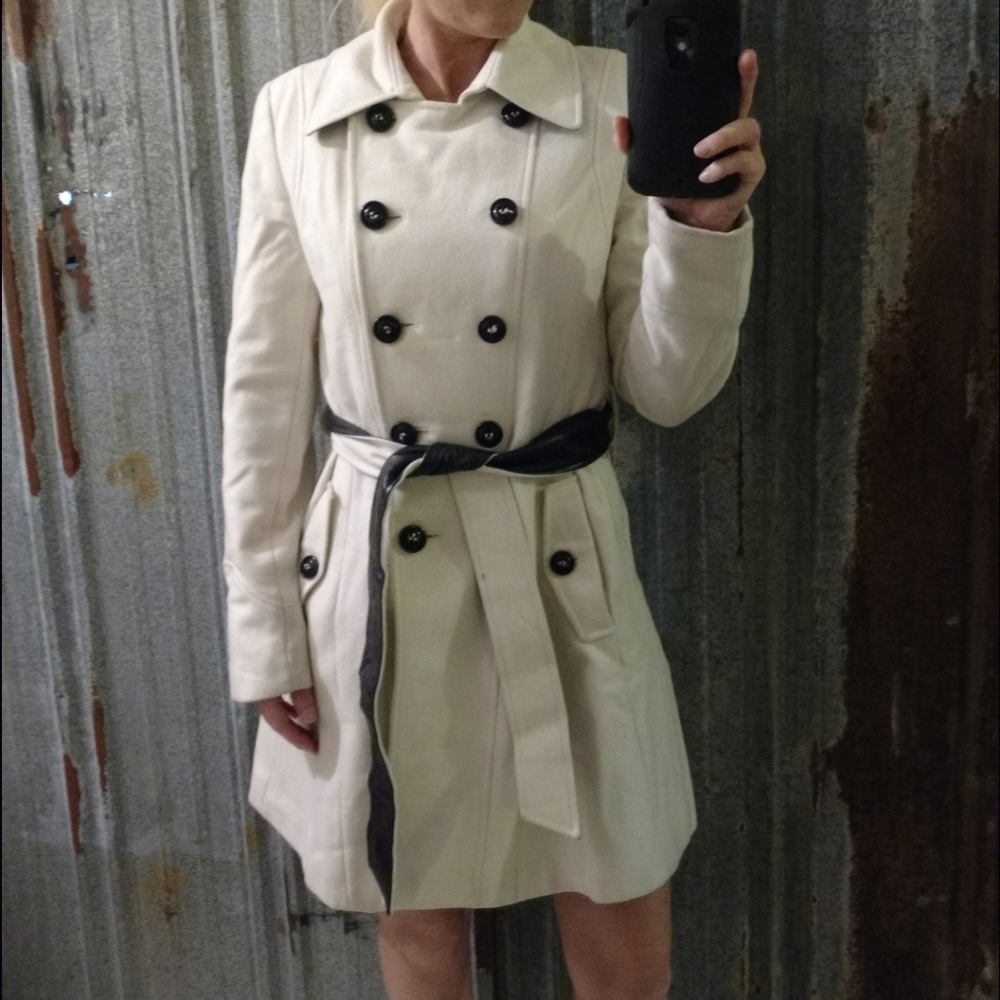 DKNY Double Breasted Pea Coat With Belt - Picture 13 of 17